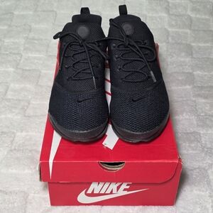 Nike Presto Fly in Triple Black Colorway Women's 8 BNIB